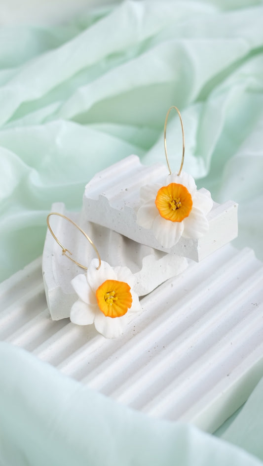Narcissus Flower Hoops