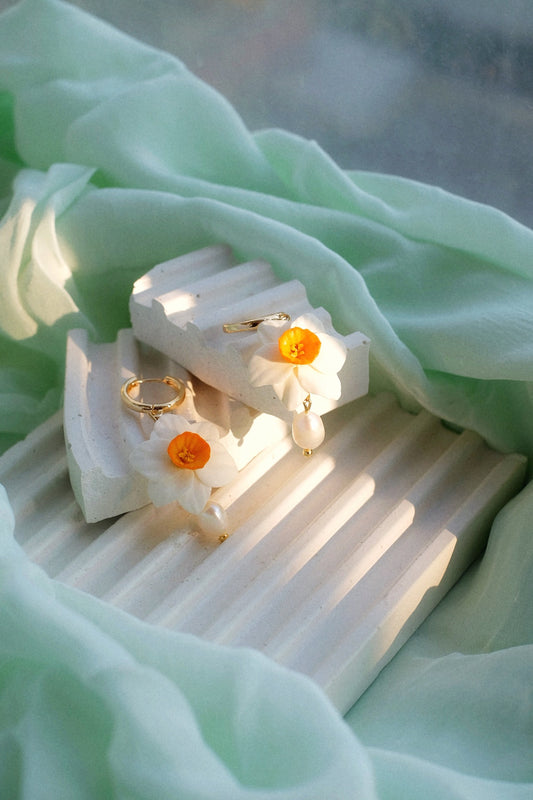 Pearl Narcissus Drops