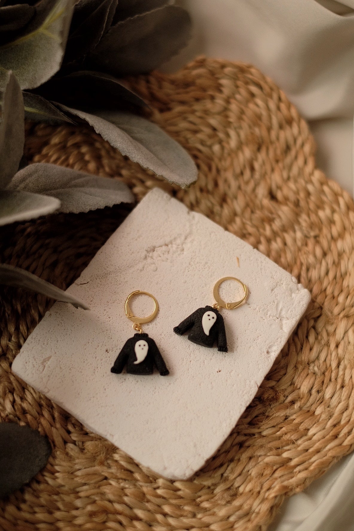 Snuggly Ghoul Hoops