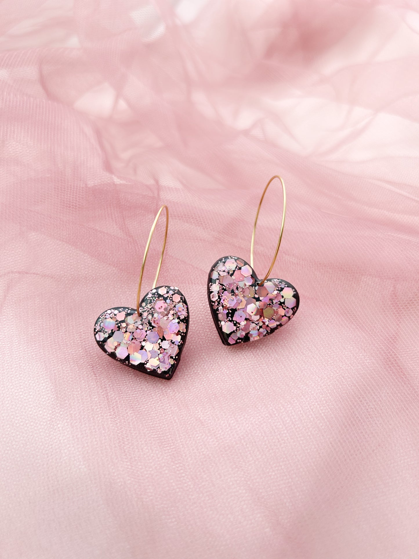 The Endless love - Black Heart with Gold Glitters