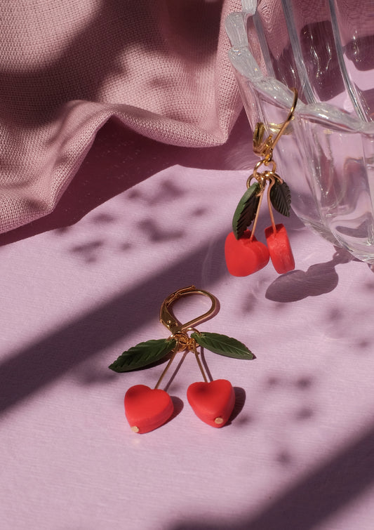 Kissing Cherries