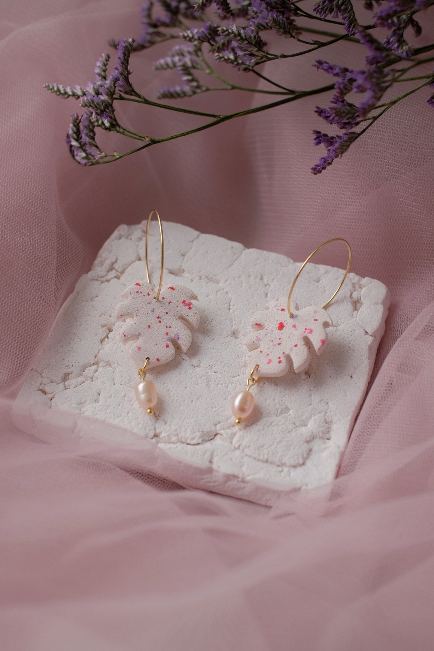 Pinky Monstera Hoops