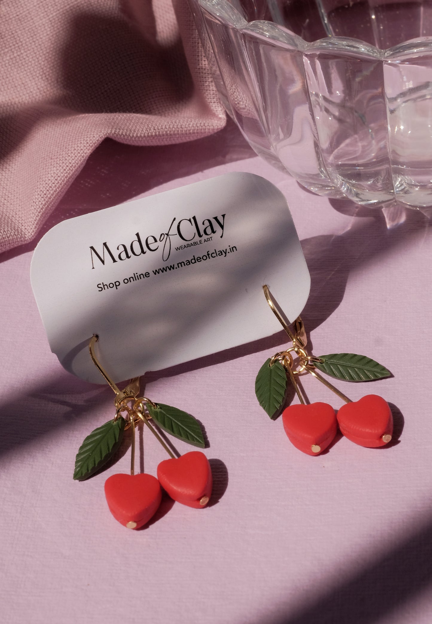 Kissing Cherries
