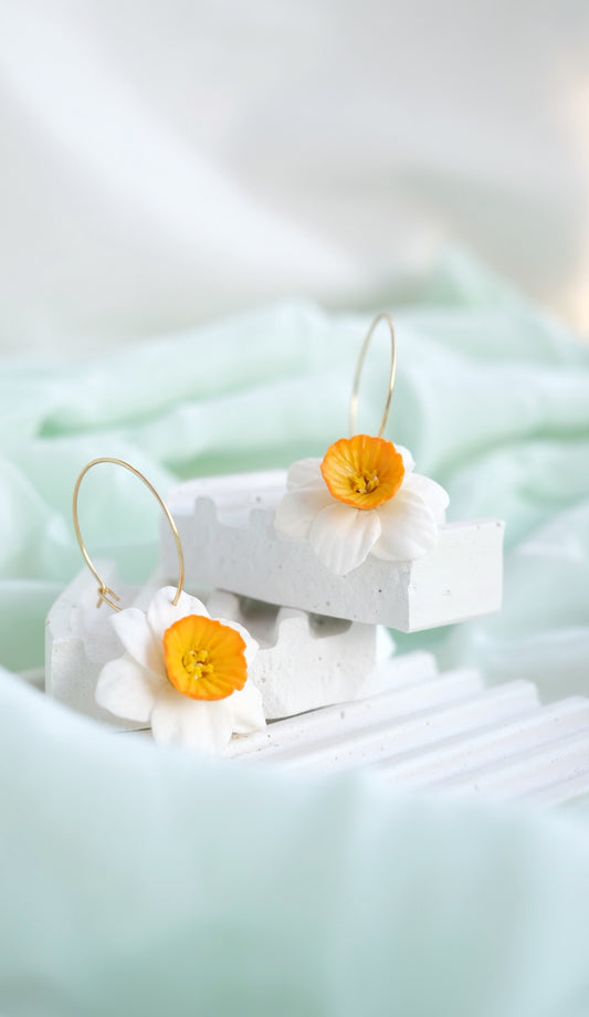 Narcissus Flower Hoops