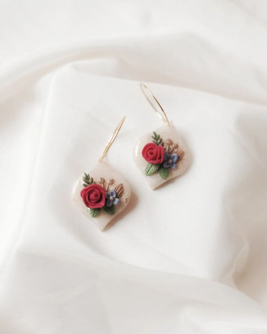 Red Rose Floral Bouquet Hoops