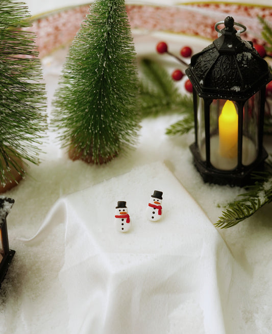 Snowman Studs